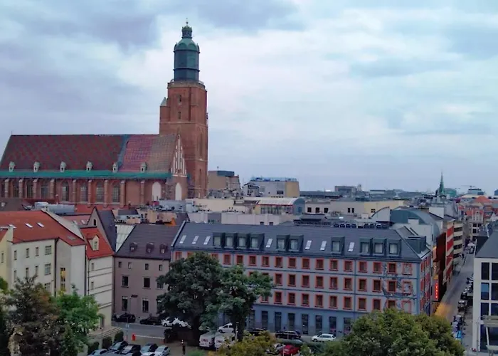 Hotel Jazz Market Square 3*