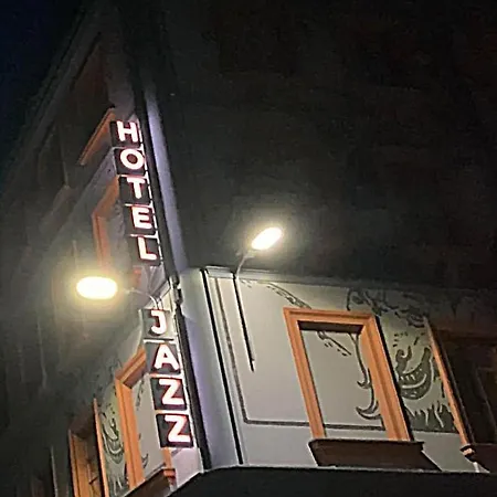 Jazz Market Square Отель 3*