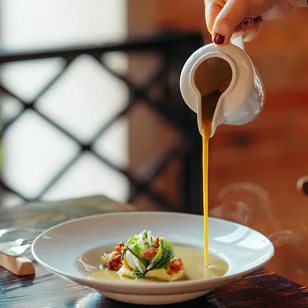 Otel Jazz Market Square 3*