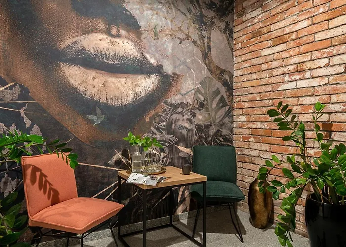 Jazz Market Square Hotel 3*