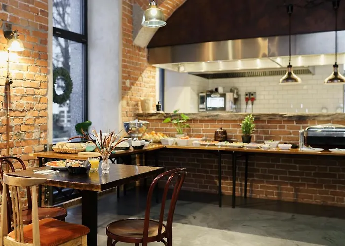 Jazz Market Square Hotel