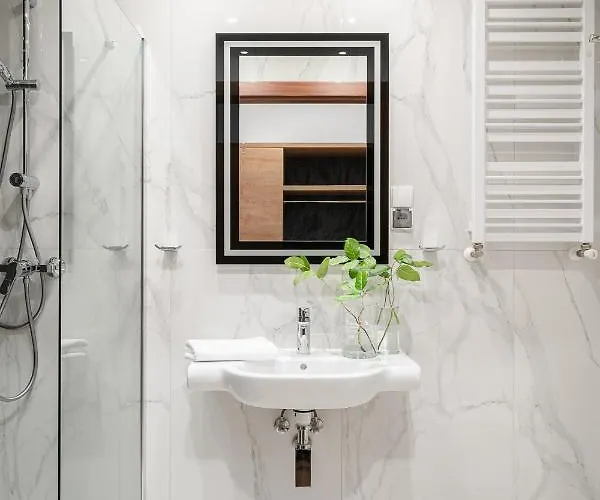 Jazz Market Square 酒店